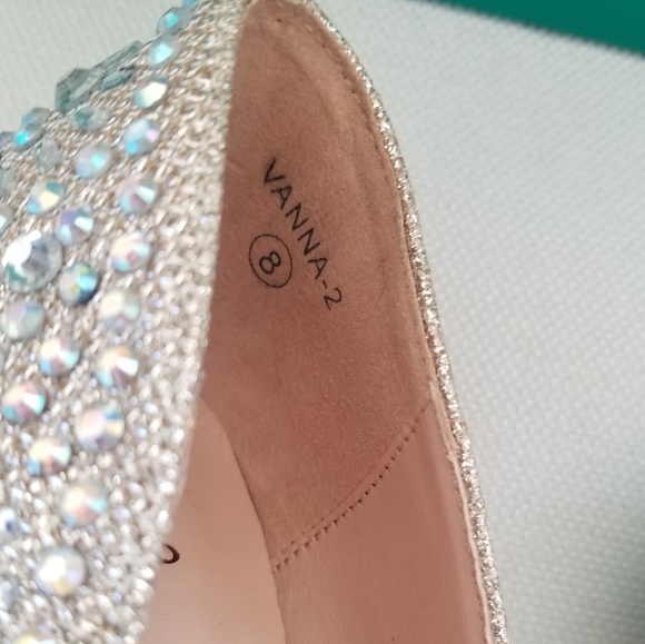 Lauren Lorraine Golden Nude Vanna 2 Platforms NWT - Picture 9 of 13